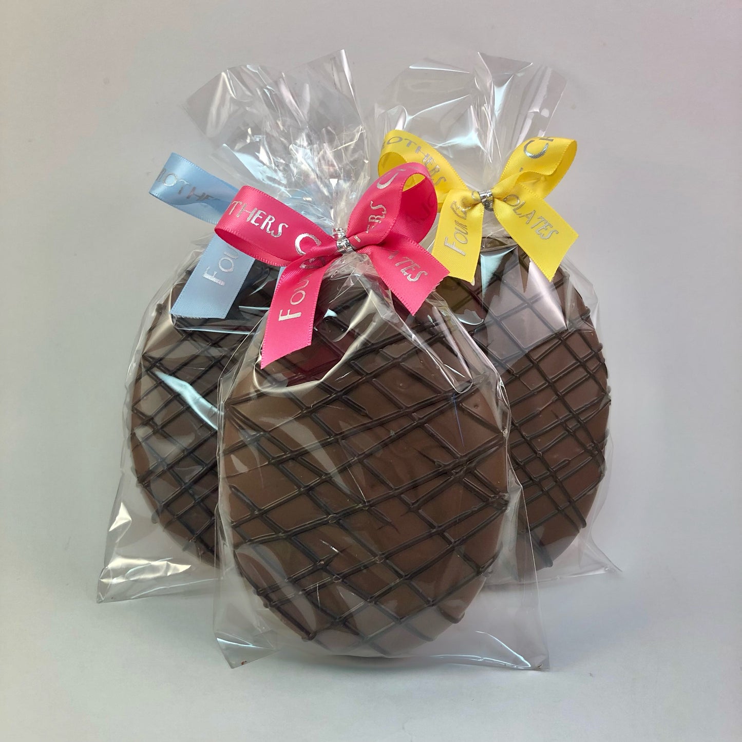 4 oz. Milk Meltaway Egg