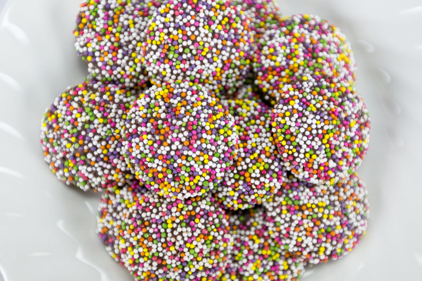 2 oz. Milk Chocolate Nonpareils